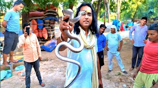 गुरुजी किस स्टाइल से पकड़ा सर्प,लोग हैरत में पड़ गए!!#bablujitendradassarpmitra#snakerescuevideos