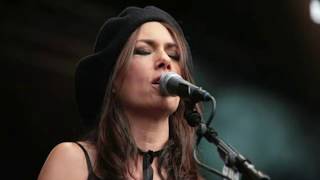 Susanna Hoffs  - Feel Like Making Love (Live Audio Cover)