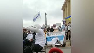 FREE Navalny    Stop la guerre en Ukraine