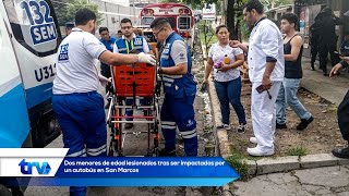 Dos menores de edad lesionados tras ser impactados por un autobús en San Marcos