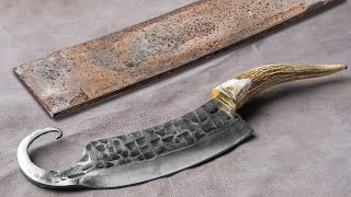 A spiral knife made from an ordinary car suspension! Master of his craft