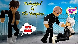 I Was Kidnapped By The Vampires 🎁 ROBLOX STORY 🎁