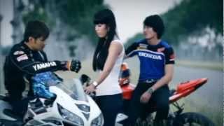 [ RHM VCD Vol 134 ] Kom Somlirng Bong Douch Nak Dor'tey - Zono (Khmer MV) 2012