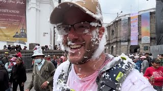 CARNIVAL FOAM WAR! Quito, Ecuador