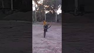 Ground wheelie video please like and subscribe my channel please 🙏 #stunt #subscribe #👍 👌 💛