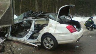 MERCEDES BENZ CRASH Compilation - Best Mercedes Accident ML E CL CLS S GL Part.7