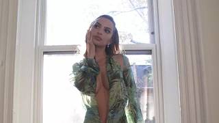 Emily Ratajkowski Recreated Jennifer Lopez's Iconic Versace Dress for Halloween