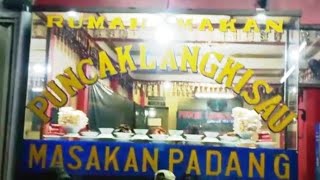 Sensasi Live Music Minang Hingga Berjoget Ria Di Rumah Makan Padang Puncak Langkisau Rawamangun