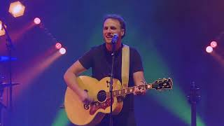 Avicii Wake Me Up in Irish - Seo Linn (Live at Lorient Interceltic Festival)