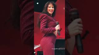 Selena Quintanilla April 16,1971 - March 31, 1995 #selenaquintanilla #selenaquintanillaperez