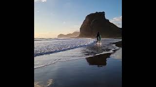 Surfers 🏄‍♂️ Heaven | Piha Beach New Zealand