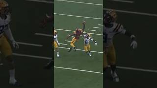 USC Trojan Kyron Hudson with an early catch of the year in Week 1 against LSU #collegefootball