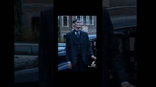 Il piccolo cambiamento di Lurch di Mercoledì Addams 🕷 ⚠️spoiler! (video non fatto da me )