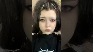 мне приснилось, что я на концерте crystal castels #y2k #makeuptutorial #drain #makeup #anime #goth