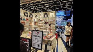 Shonen jump cafe: Anime & manga cafe in Shanghai, China, consume your favorite manga!