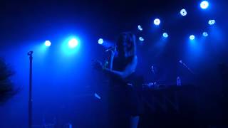 NONONO - "Human Being" (The Roxy 08/12/14)