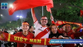 Fan Việt Tràn Ngập Đường Phố Ăn Mừng Chiến Tích Của U23 Việt Nam