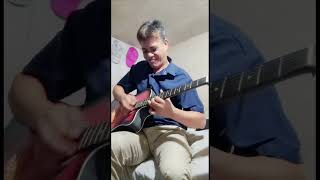 GUITAR SOUND En Cañete from Los Hermanos #guitar #funny #music