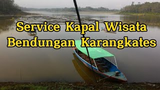 Pengecatan Kapal (Prahu) Wisata Lahor Karangkates Malang.