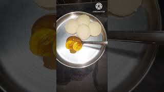 Idli With Muttai Kulambu | #idli #muttaikulambu |