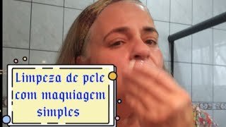 LIMPEZA DE PELE COM MAQUIAGEM SIMPLES