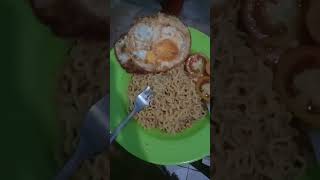 Indomie goreng aja dulu #indomie #miegoreng #indomieviral #shortsfeed