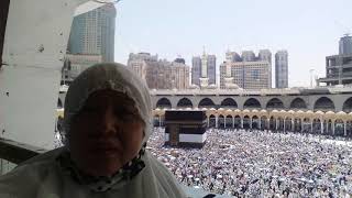 Suasana tawaf dan sai dari lantai atas  ....