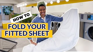 Learn how to fold a fitted sheet with Celsious