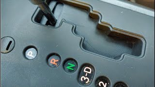 How to Automatically Shift Gears in a Toyota RAV4