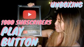 UNBOXING MY 1000 SUBS PLAY BUTTON! ;)