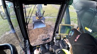 Volvo ECR355EL | Engcon EC233 @ Load Up North