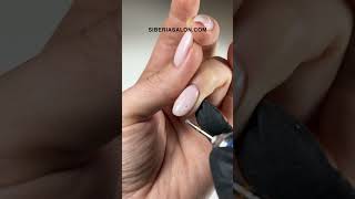 Manicura minimalista con el nuevo tono de Liquid Gel Nata - 🍦 Vanilla Ice Creamy 🌟