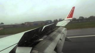 PSatB [FOGGY] Norwegian B-737 Landing in London-Gatwick airport! EGKK (Behind the scenes)