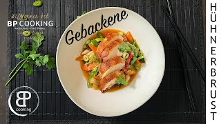 Gebackenes Hühnchen mit asiatischem Gemüse