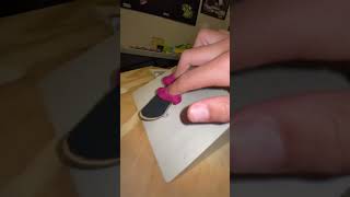 Learning how to use fingerboard shoes￼!! #likeformore #subscribe #fingerboarding 👟🛹