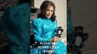 LORETTA LYNN. LORETTA LYNN COAL MINER'S DAUGHTER HAS DIED AT AGE  90