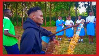 VICKYOUNG  PLAYING OBOKANO AT SISTER MICHAEL GIRLS SEC SCHOOL KISII FOLK SONG