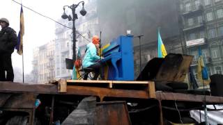 Lisa Yasko piano song on Barricades of Euromaidan. January 2014