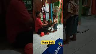 Main Bola