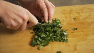 How to Chop Parsley: Learn the Best Way to Finely Chop Fresh Parsley Leaves | Fiskars