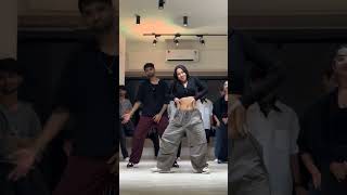 Aapka Kya Hoga | Nishi X Harsh | Dc-harshbagchandani #dancevideo #dance #trending #bollywoodmusic