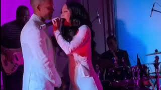 Ronnie DeVoe Beatboxes & Shamari Serenades Him with “Halo”