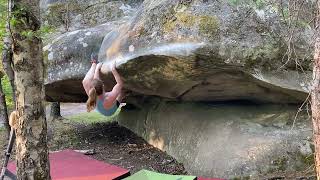 Le Piano à Queue (assis) 7A+, Fontainebleau Bouldering