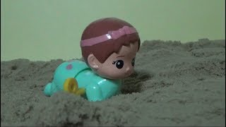 콩순이 콩콩이가 모래마을에 놀러왔어요! 장난감 놀이 Baby Doll came to play in the sand village! Toys play