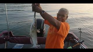 Part 2 of my Sister catching a Channel Cat at Perry lake. She got some Groceries .