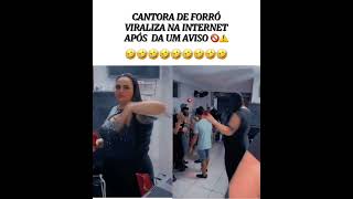 Soltaram um peido na festa É difissu 🤣🤣🤣🤣