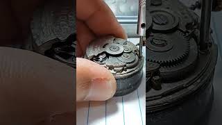 assembling your own Seiko 5 automatic watch7009 model usapang Relohan short videos and watch repair