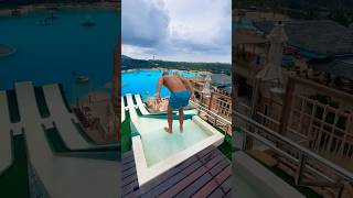 What the epic dive 😲😲😲 #tiktok #youtube #thailand #waterpark #bluetreephuket