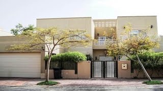 Lake facing Meadows Villa type-8 in the Emirates Living with private swimming pool