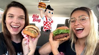 BOBS BIG BOY'S BURGERS  CAR MUKBANG!